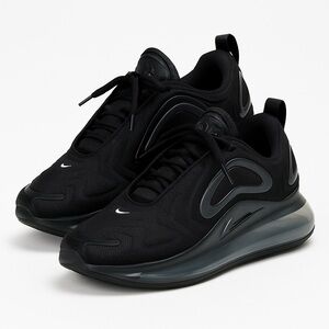 💃 Nike Air Max 720 Black ✨ Women’s 7 • Sleek • Air Cushion Comfort.✨
